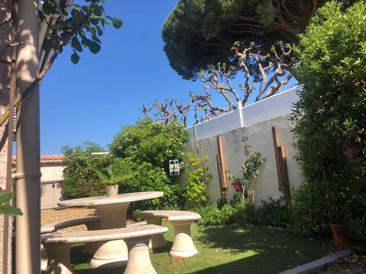Studio Refait A Neuf Avec Jardin Aigues Mortes Εξωτερικό φωτογραφία